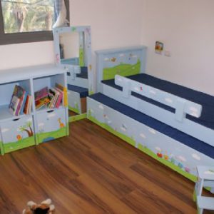 חדר ילדים בגווני תכלת וירקרק