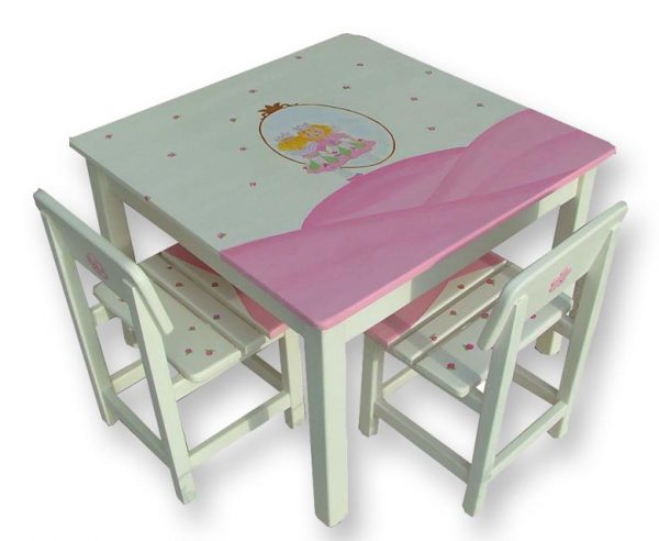 שולחן וכסאות מעוצבים לילדים - הפיה לילי