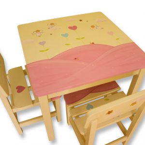 שולחן וכסאות לחדר ילדים - פיות ולבבות