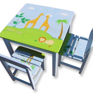 שולחן וכסאות מעוצבים לילדים - ג'ירפות ואריה